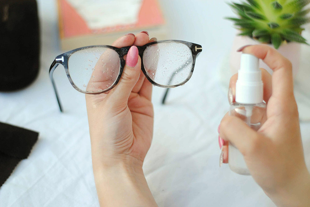 Conseils pour nettoyer les lunettes de vue et les lunettes de soleil